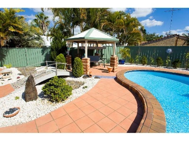 7 Poplar Place, Mooloolaba QLD 4557