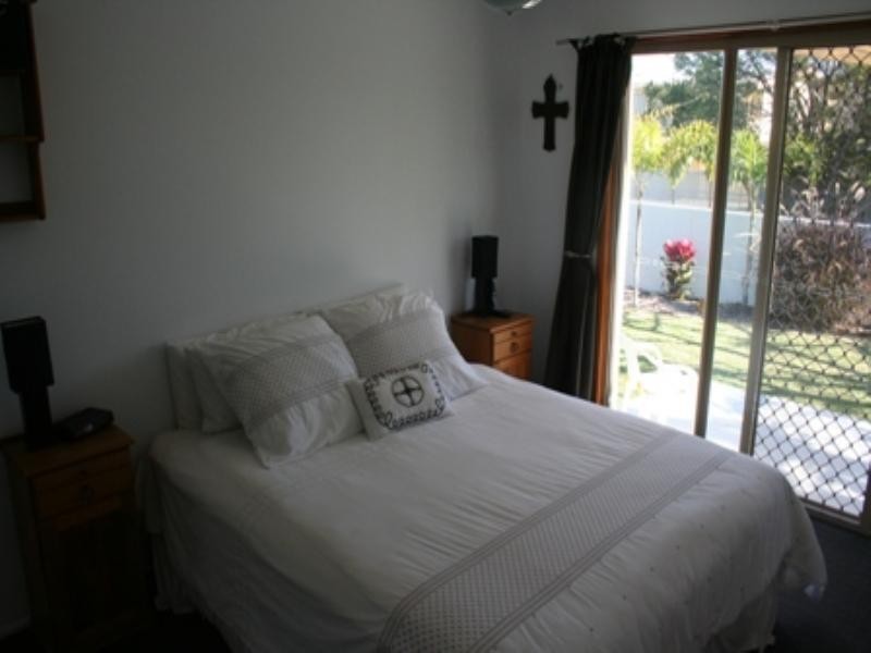 29 Ocean View Avenue, Mooloolaba QLD 4557