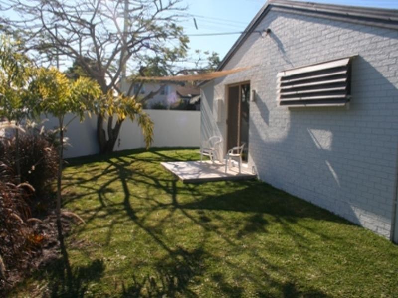 29 Ocean View Avenue, Mooloolaba QLD 4557