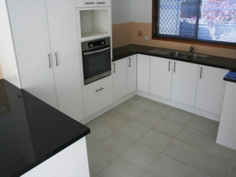 29 Ocean View Avenue, Mooloolaba QLD 4557