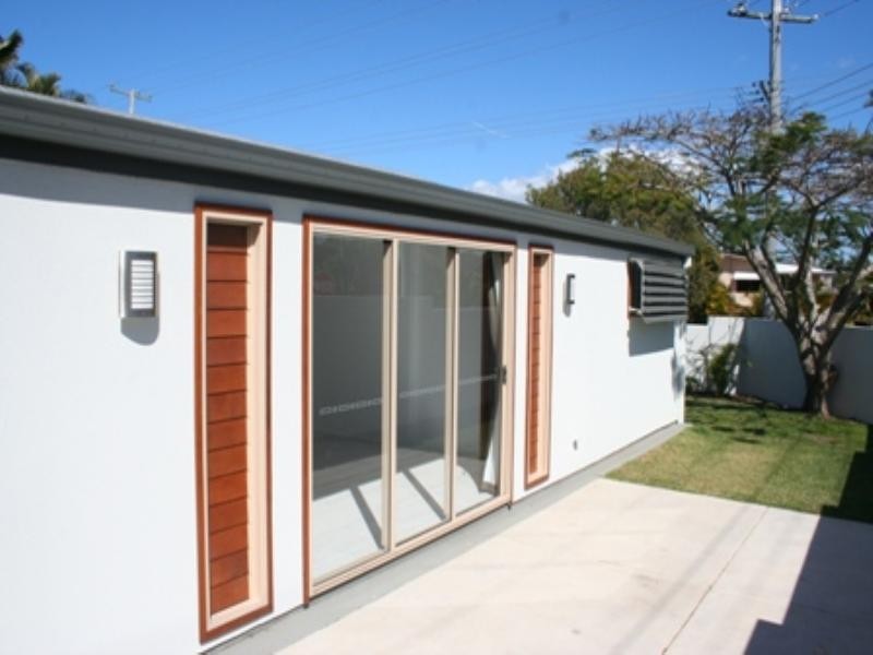 29 Ocean View Avenue, Mooloolaba QLD 4557