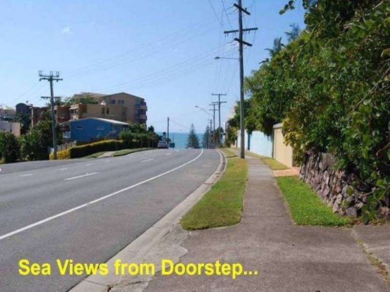 2/37 Buderim Avenue, Mooloolaba QLD 4557