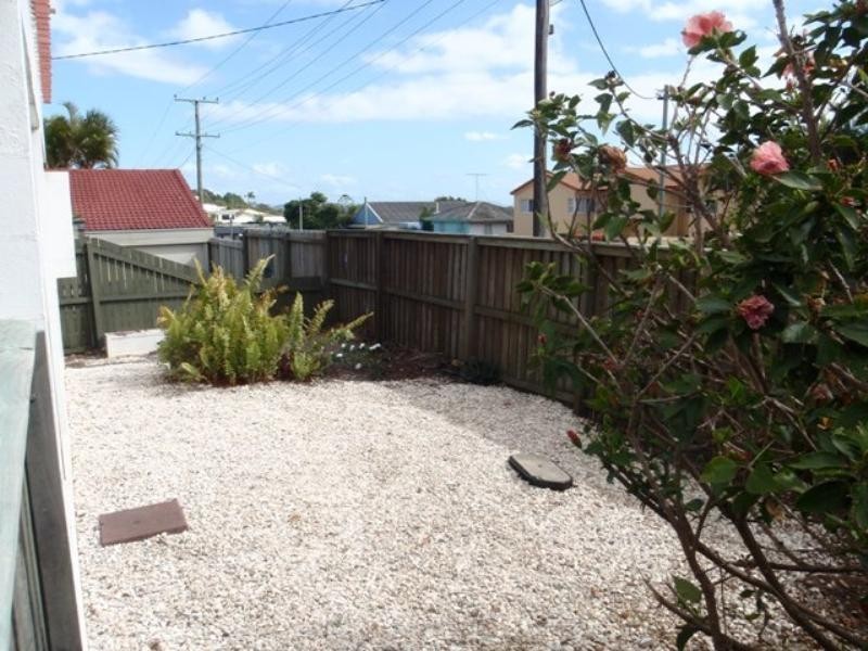 2/37 Buderim Avenue, Mooloolaba QLD 4557