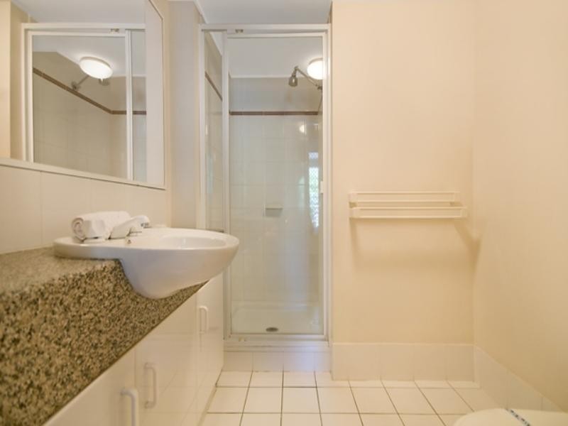 2/42-56 River Esplanade, Mooloolaba QLD 4557