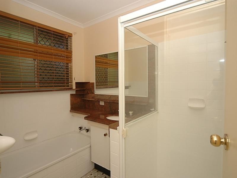 16 Palkana Drive, Warana QLD 4575