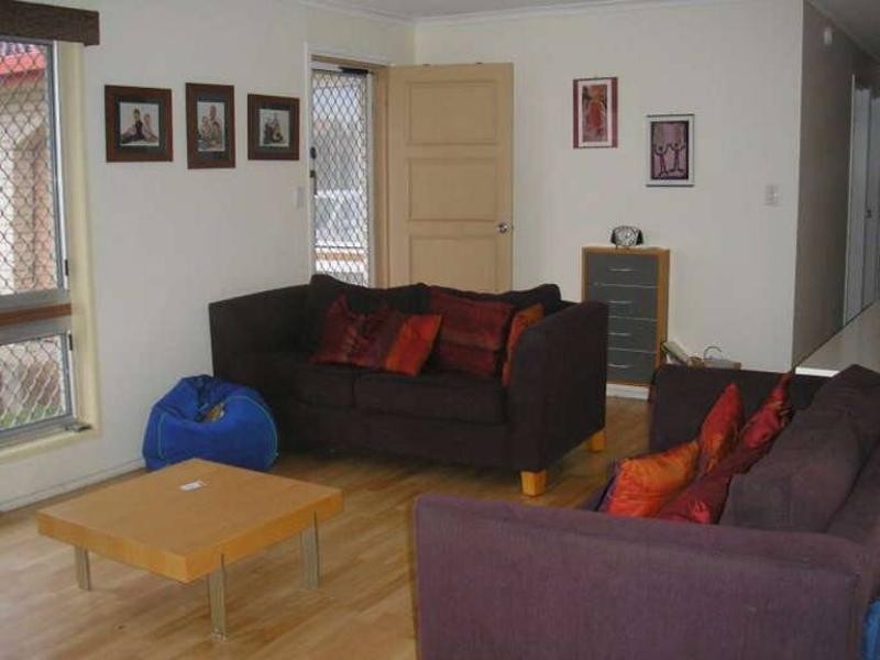 4 Coonawa Street, Buddina QLD 4575