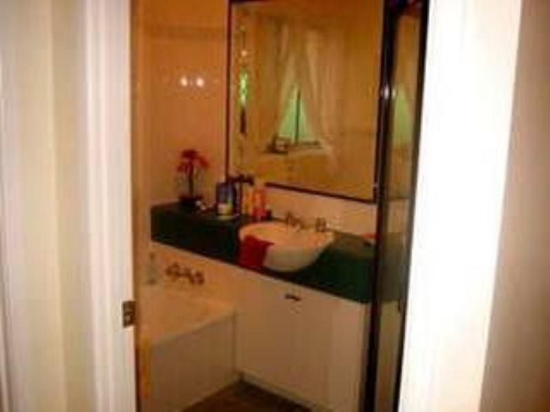 4 Coonawa Street, Buddina QLD 4575