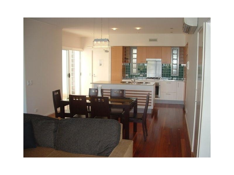 121/80 North Shore Road, Twin Waters QLD 4564