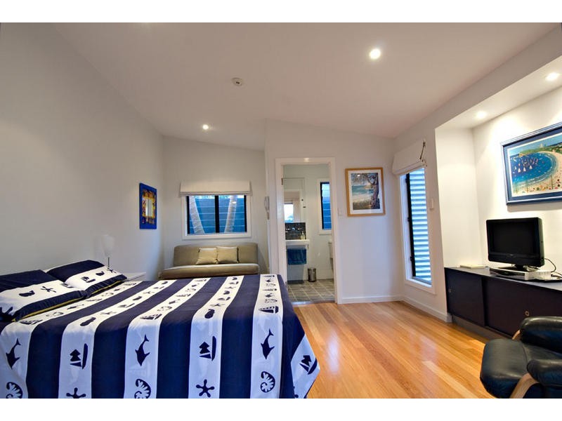 11 William Street, Alexandra Headland QLD 4572