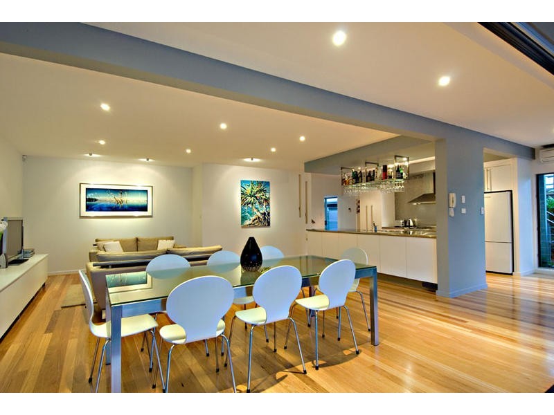 11 William Street, Alexandra Headland QLD 4572