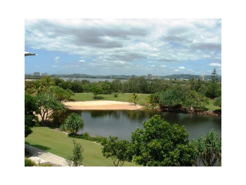 90/80 North Shore Road, Twin Waters QLD 4564