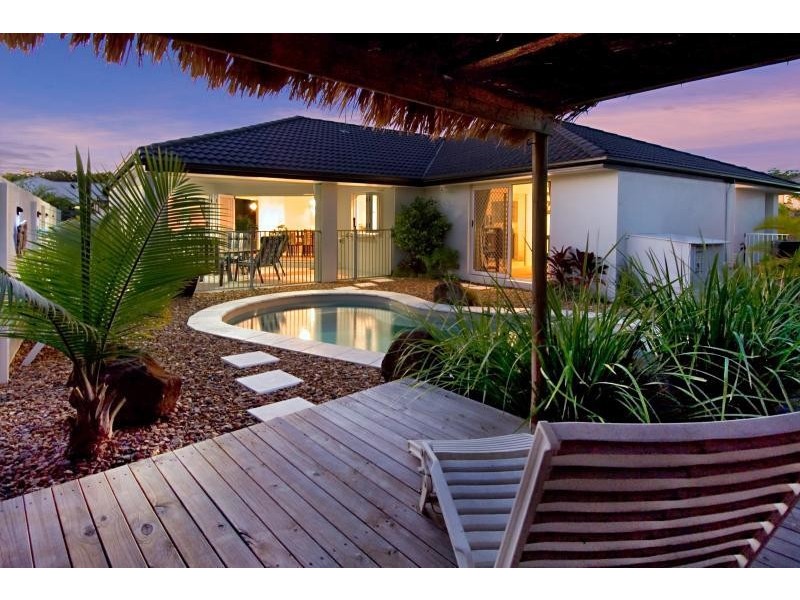 6 Pompano Court, Mountain Creek QLD 4557