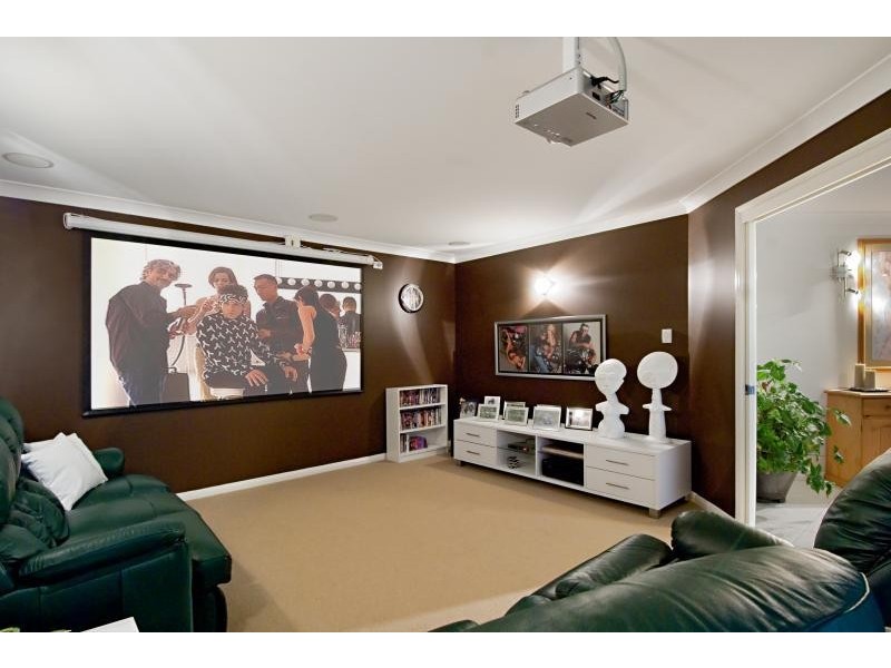 6 Pompano Court, Mountain Creek QLD 4557