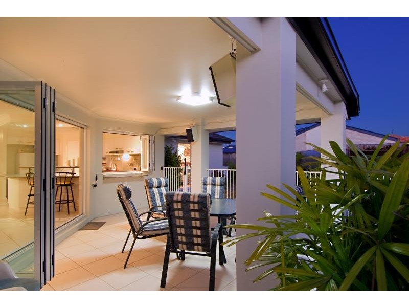 6 Pompano Court, Mountain Creek QLD 4557