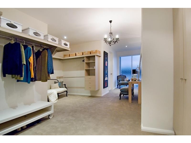 7 Waterfront Court, Twin Waters QLD 4564