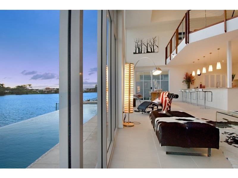 7 Waterfront Court, Twin Waters QLD 4564
