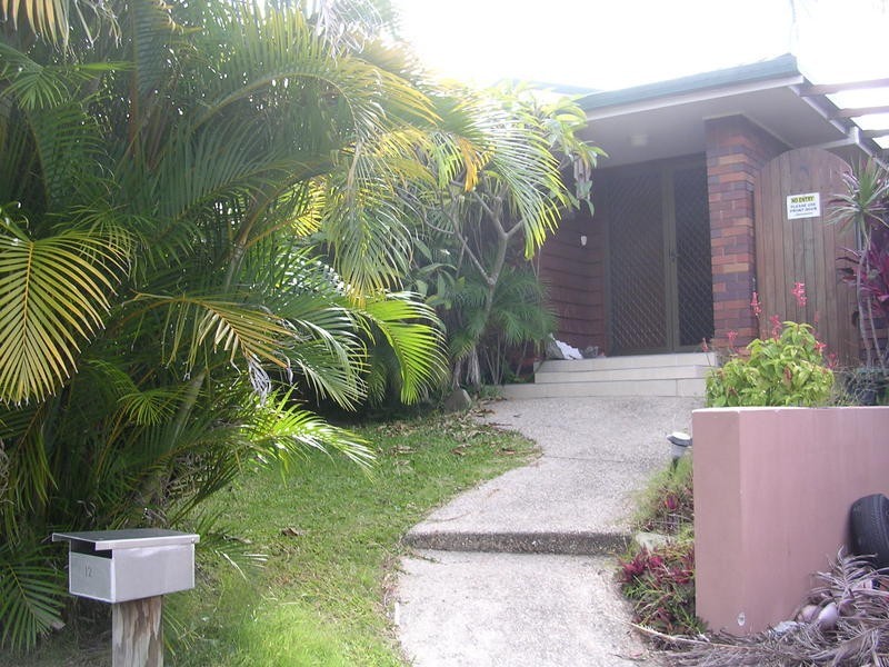 12 Tombarra Street, Mooloolaba QLD 4557