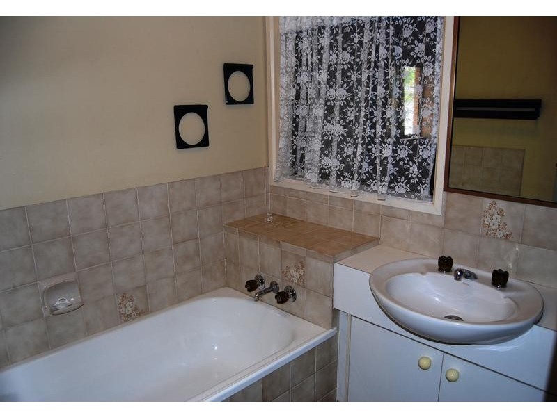 2 Honeysuckle Drive, Bokarina QLD 4575