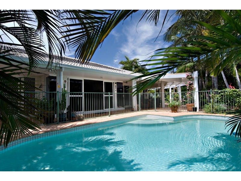 13 Atlantis Parade, Alexandra Headland QLD 4572