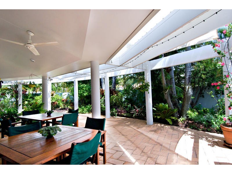 13 Atlantis Parade, Alexandra Headland QLD 4572