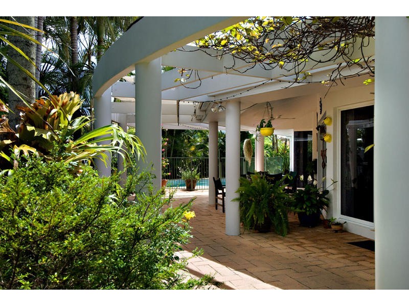 13 Atlantis Parade, Alexandra Headland QLD 4572