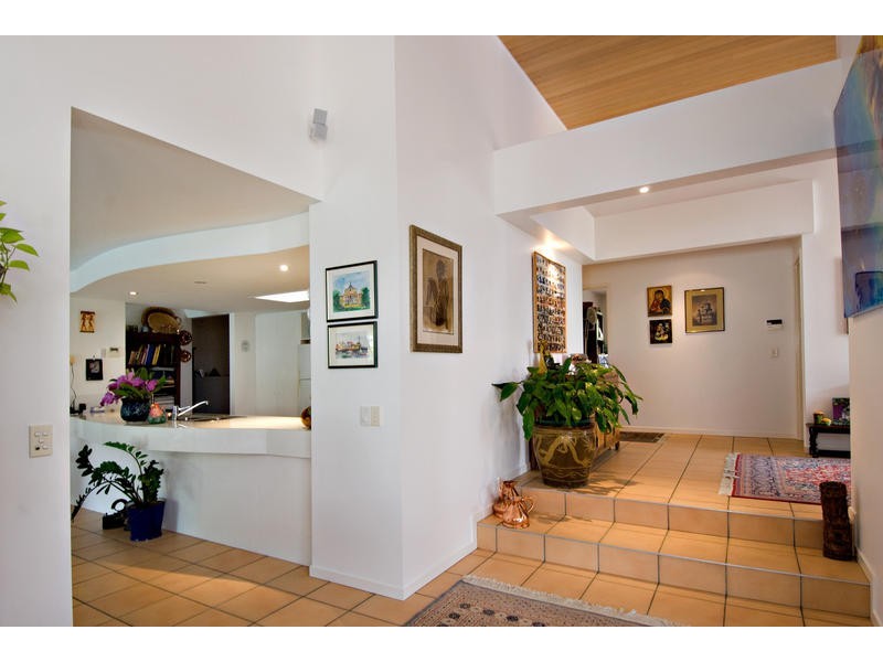 13 Atlantis Parade, Alexandra Headland QLD 4572