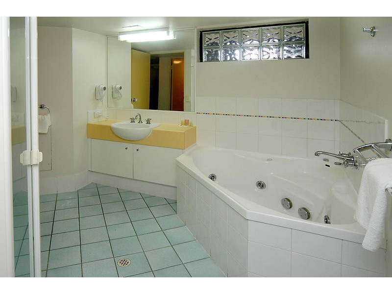 17-19 Brisbane Road, Mooloolaba QLD 4557