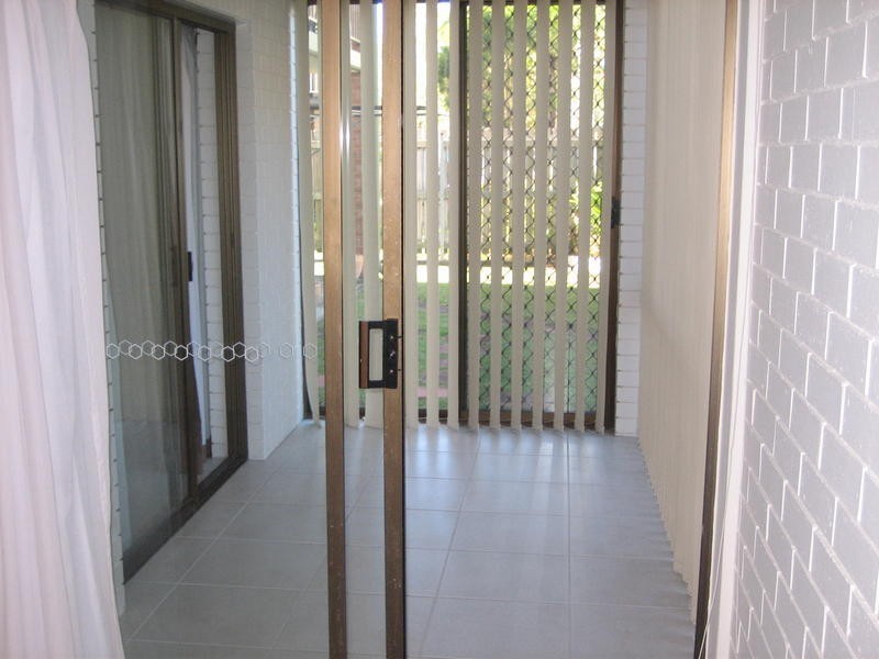 2/17 Akeringa Place, Mooloolaba QLD 4557