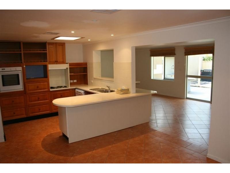 5 Mulgani Street, Warana QLD 4575