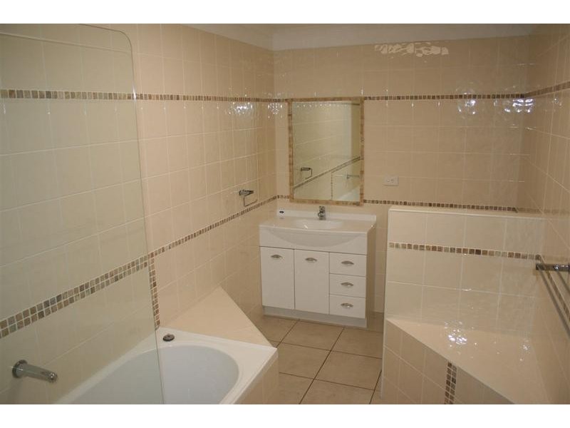 5 Mulgani Street, Warana QLD 4575