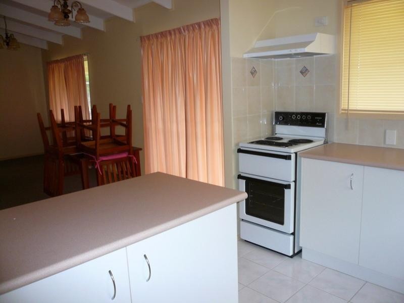 162 High Road Central, Macleay Island QLD 4184