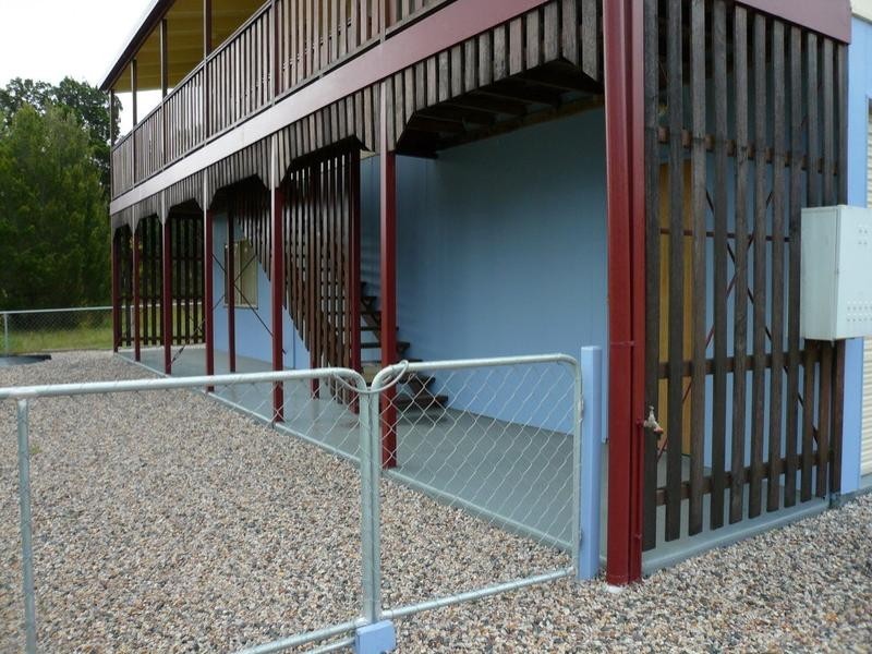 162 High Road Central, Macleay Island QLD 4184