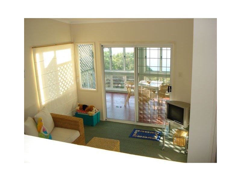 40 Resthaven Drive, Lamb Island QLD 4184