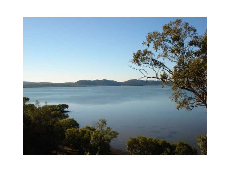 40 Resthaven Drive, Lamb Island QLD 4184