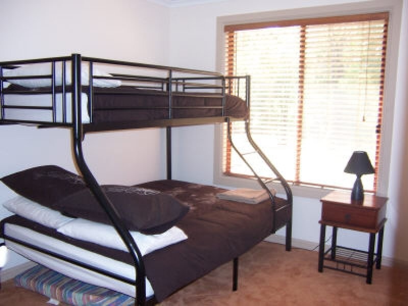 132 Western Road, Macleay Island QLD 4184