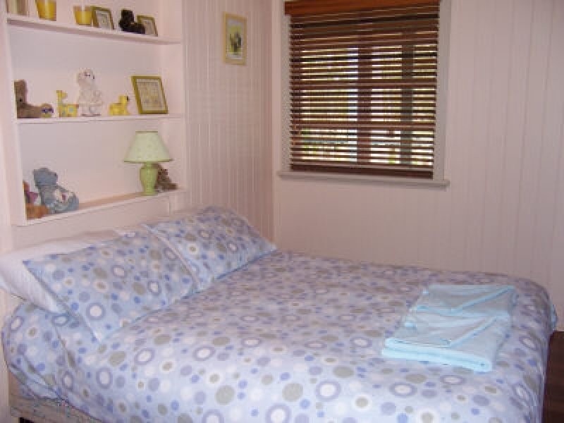 15 Orana Street, Macleay Island QLD 4184