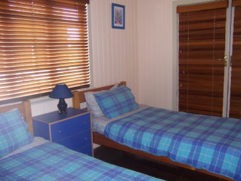 15 Orana Street, Macleay Island QLD 4184