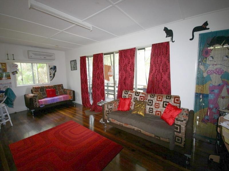 2 Alistair Court, Macleay Island QLD 4184