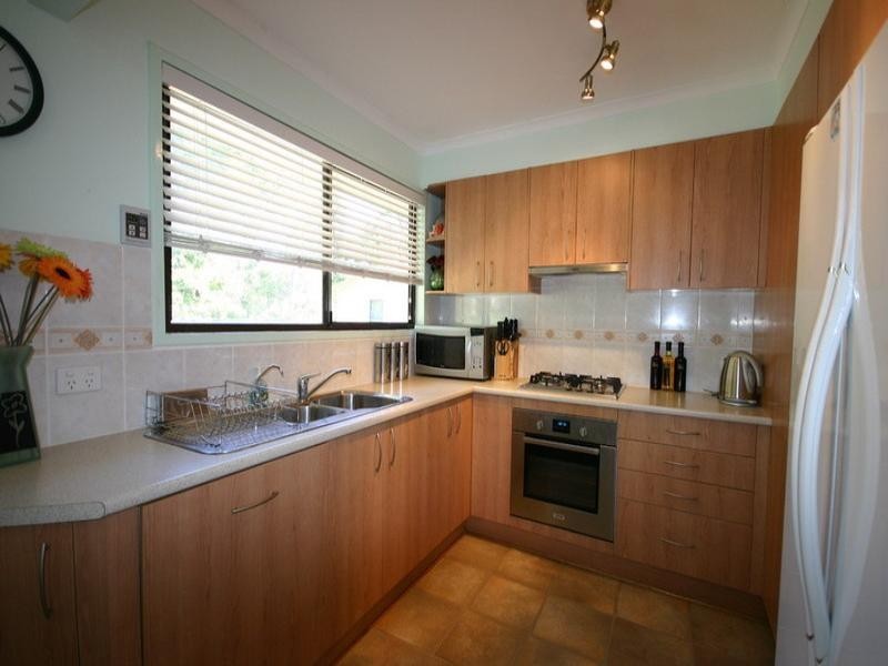 12 Jane Street, Macleay Island QLD 4184