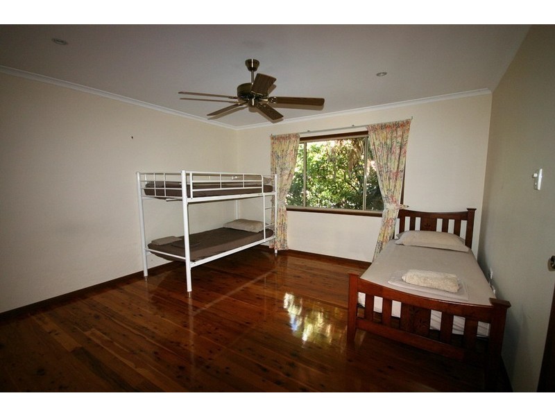 17 Golden Sands Boulevard, Macleay Island QLD 4184