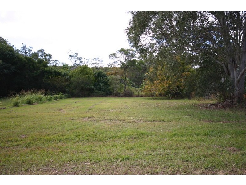 59 Western Road, Macleay Island QLD 4184