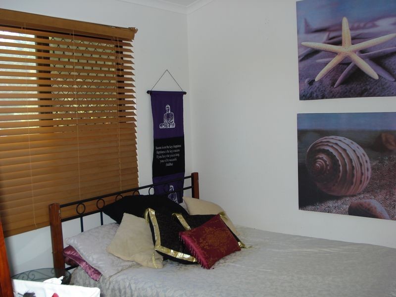 136 Lucas Drive, Lamb Island QLD 4184