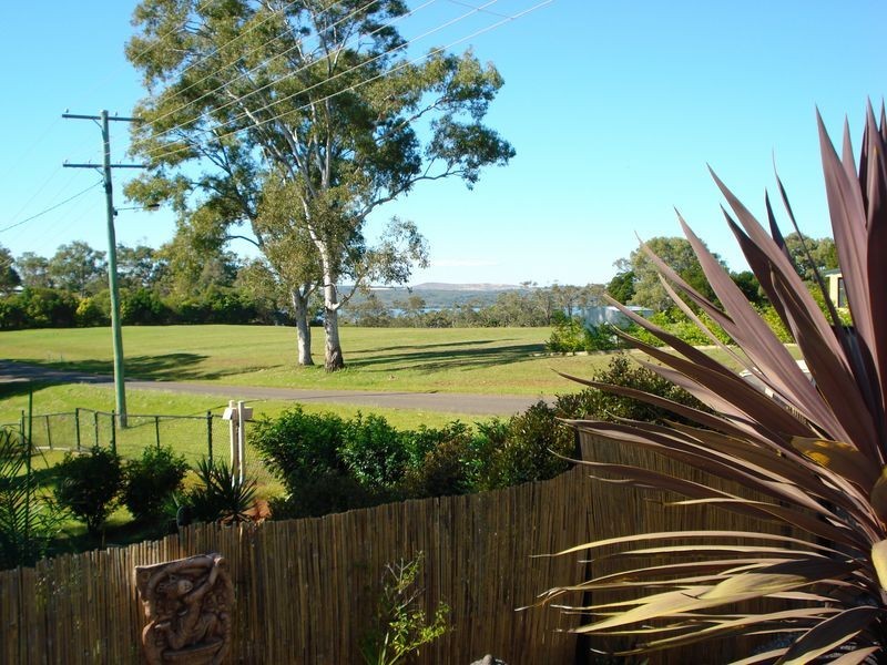 136 Lucas Drive, Lamb Island QLD 4184