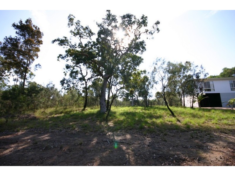 41 Wirralee Street, Macleay Island QLD 4184