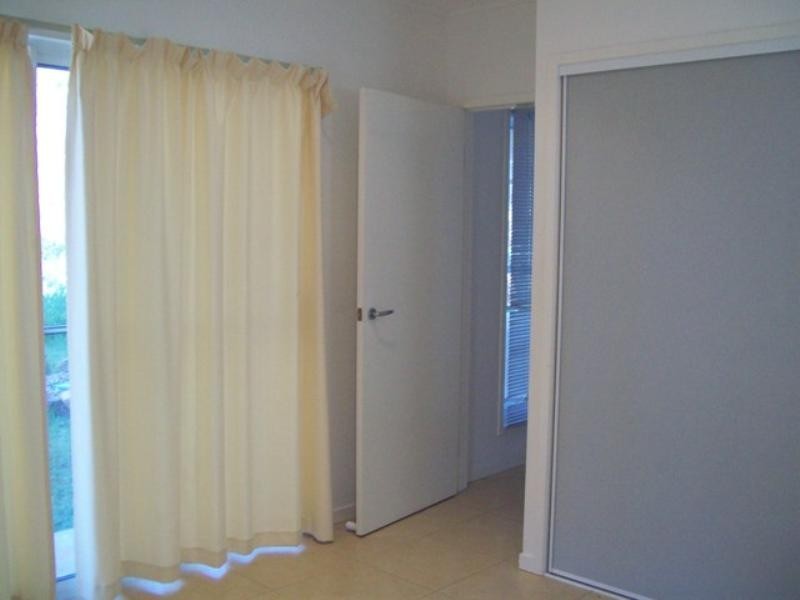 11 Koonwarra Parade, Macleay Island QLD 4184