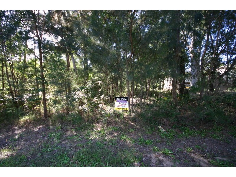 5 Kooberry Street, Macleay Island QLD 4184