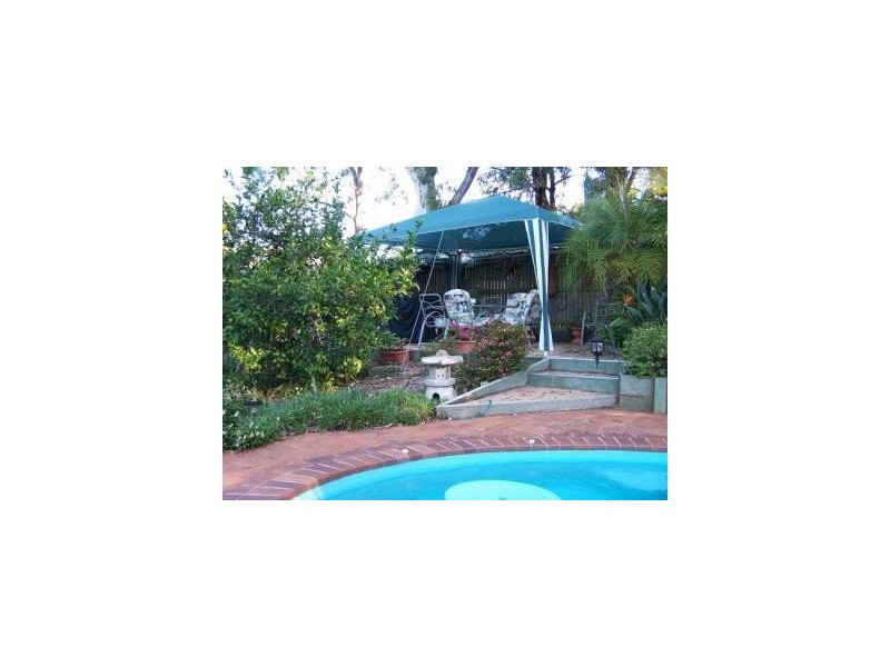 24 Wyena Avenue, Lamb Island QLD 4184