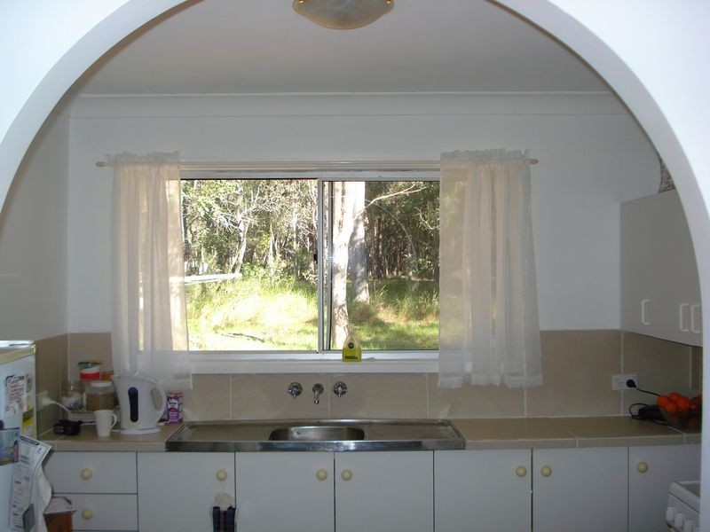 2 Pindarri Street, Lamb Island QLD 4184