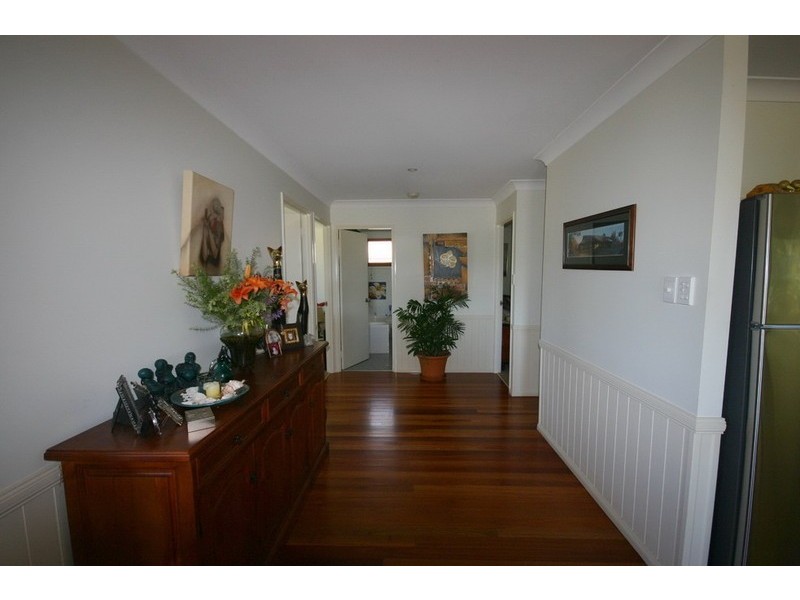 23 George Street, Macleay Island QLD 4184