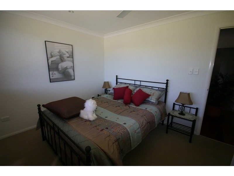 23 George Street, Macleay Island QLD 4184